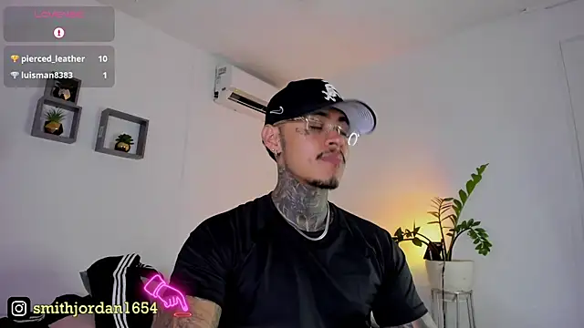 JordanSmiith  online show from March 6, 12:32 am