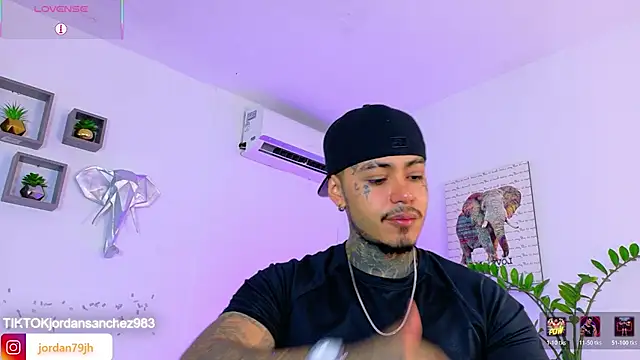 JordanSmiith  online show from May 31, 2:35 pm