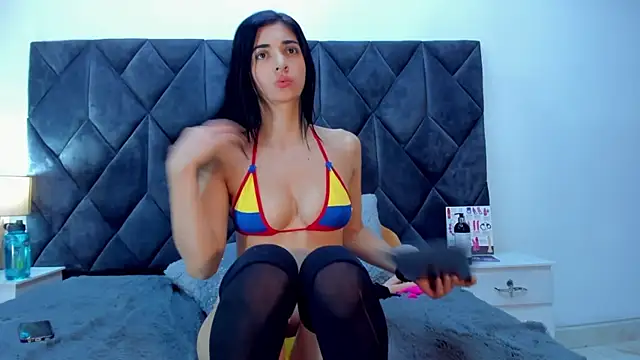 Snapshot of Linisprincehot69 chatting on January 19, 5:28 pm Linisprincehot69 online show from January 19, 5:28 pm