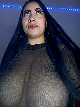 Snapshot of dayanna_86 chatting on March 19, 8:43 pm dayanna 86 online show from March 19, 8:43 pm