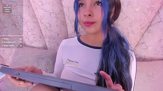 chloe watson  online show from January 29, 1:16 am