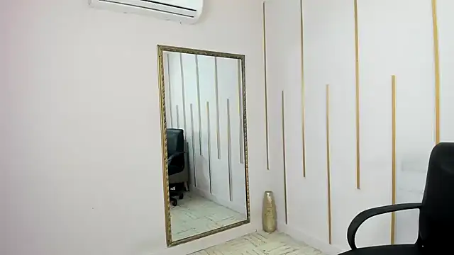 Nayariskaya online show from February 9, 2:10 pm