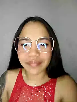 leila 22 online show from December 26, 9:55 am