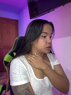 leila 22 online show from September 26, 7:34 am