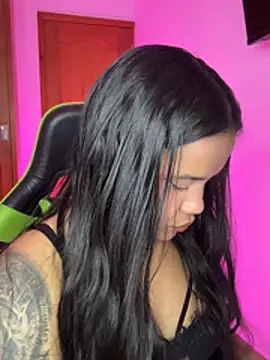 leila 22 online show from March 4, 7:47 am