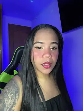 leila 22 online show from July 18, 3:05 pm