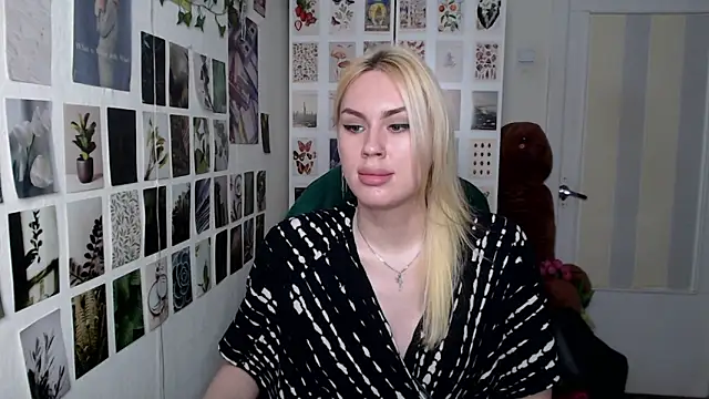 CapriScorpion online show from April 13, 2:55 pm