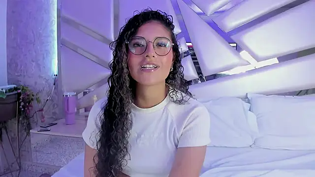 Miia002 online show from February 13, 3:18 am