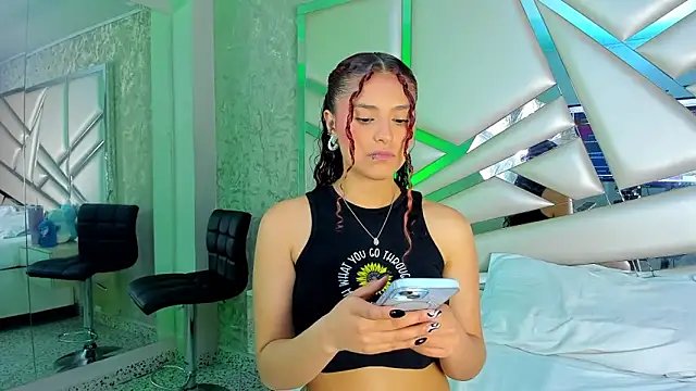 Miia002 online show from November 25, 4:01 am