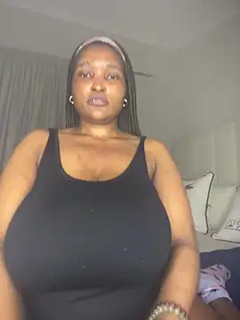 Bustygoddess32 online show from October 7, 11:57 pm