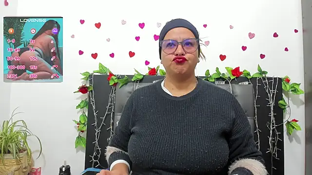 hazel 34 online show from October 12, 10:25 am