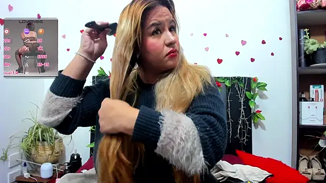 hazel 34 online show from October 29, 8:27 am