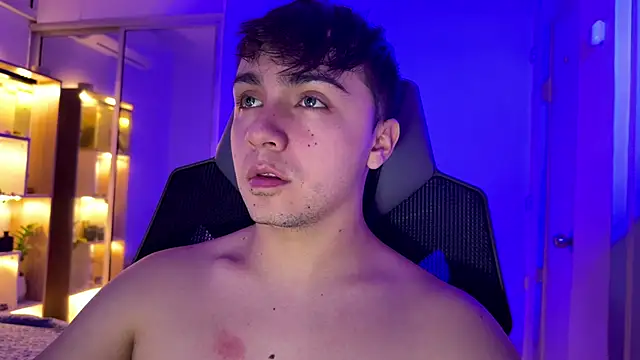 aron  cooper online show from September 29, 2:06 am