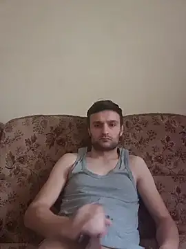 Snapshot of suarez1235 chatting on February 7, 1:37 pm suarez1235 online show from February 7, 1:37 pm