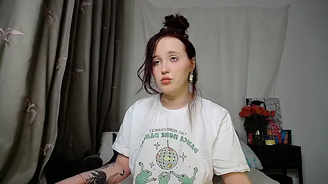 IrinaArt online show from March 22, 8:48 pm