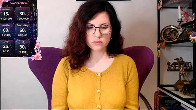 Snapshot of vaders_daughter chatting on April 22, 6:53 pm vaders daughter online show from April 22, 6:53 pm