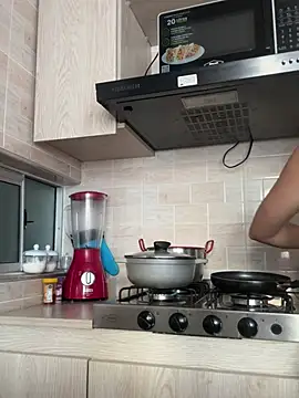 Snapshot of Barbie_girl_69 chatting on January 18, 10:13 pm Barbie girl 69 online show from January 18, 10:13 pm