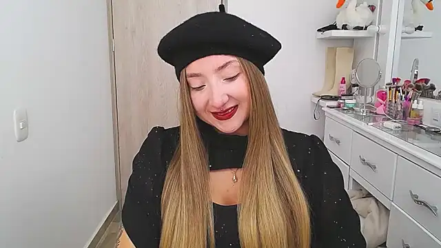 Snapshot of Barbie_girl_69 chatting on February 2, 7:56 pm Barbie girl 69 online show from February 2, 7:56 pm