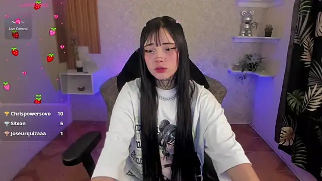 Snapshot of mia_catt05 chatting on January 2, 7:44 am mia catt05 online show from January 2, 7:44 am