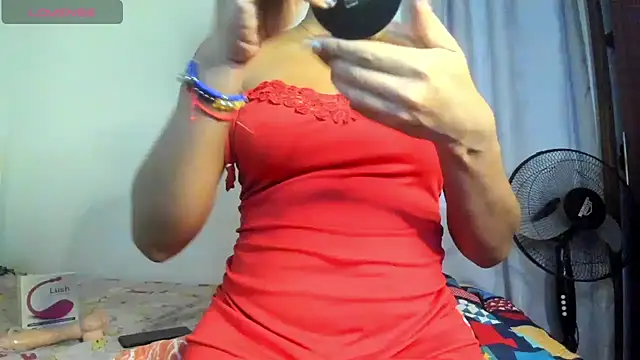 xia ebonyts online show from October 10, 11:20 am