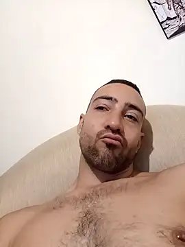 Snapshot of sebasxx97 chatting on January 7, 1:14 pm sebasxx97 online show from January 7, 1:14 pm