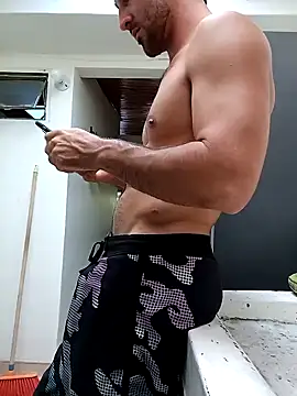 Snapshot of sebasxx97 chatting on January 14, 10:12 pm sebasxx97 online show from January 14, 10:12 pm