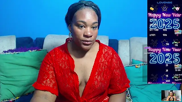 Snapshot of the_pearl199 chatting on January 17, 12:53 am the pearl199 online show from January 17, 12:53 am