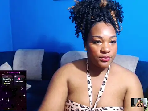 Snapshot of the_pearl199 chatting on October 14, 2:56 am the pearl199 online show from October 14, 2:56 am