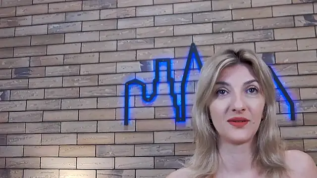 RileyLanna online show from October 3, 3:14 am