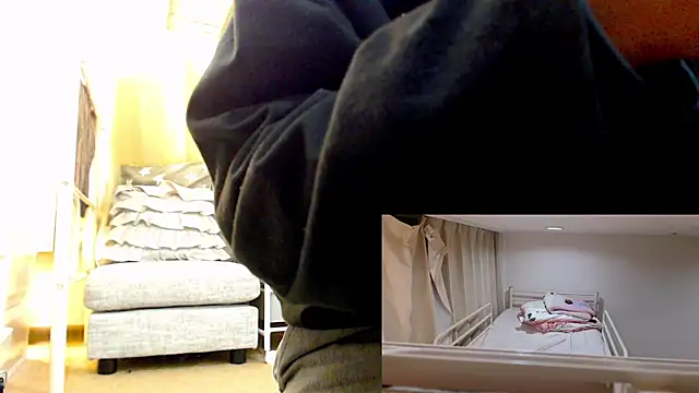 POCARI SWEAT online show from December 2, 12:51 pm