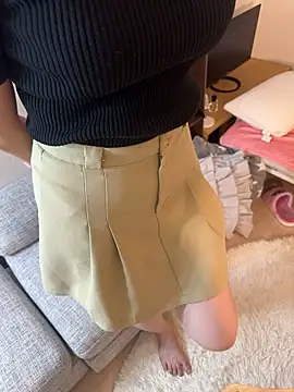 POCARI SWEAT online show from September 18, 10:28 am