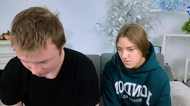  Olli  Stiw  online show from November 30, 8:07 am