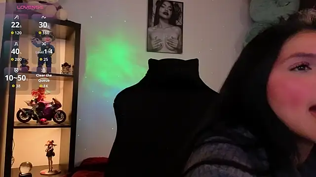 Snapshot of Alaia_Asuka chatting on July 13, 2:25 am Alaia Asuka online show from July 13, 2:25 am