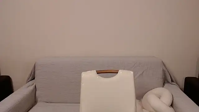 AliceKolltt online show from January 22, 10:50 am