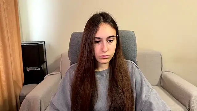 AliceKolltt online show from October 24, 9:49 am