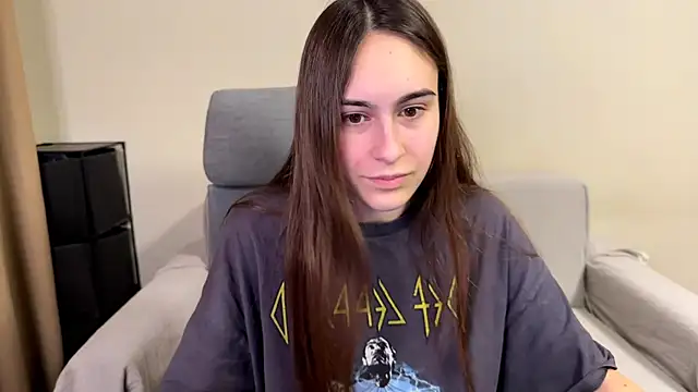 AliceKolltt online show from March 3, 8:15 pm