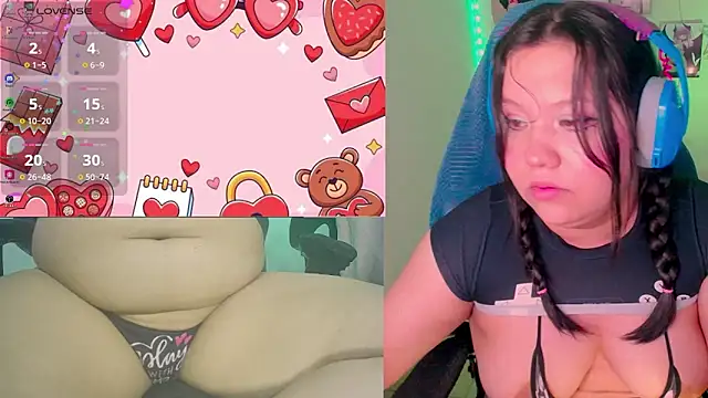 crystal7u7 online show from March 1, 7:15 pm