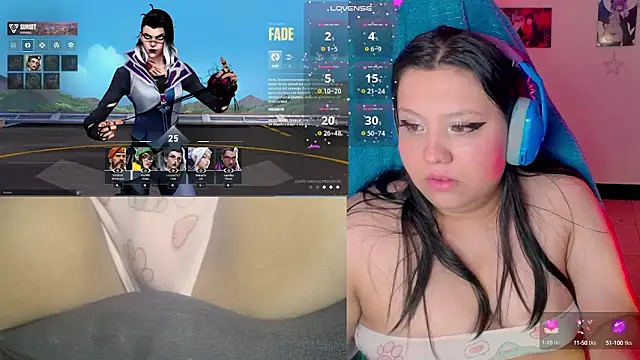 crystal7u7 online show from March 9, 7:48 pm