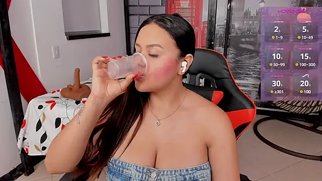 katia bigboobs1 online show from January 14, 4:50 pm