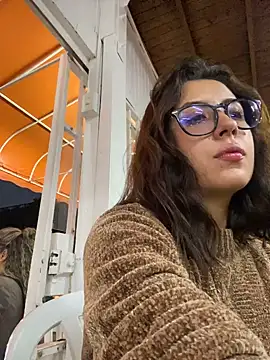 EmaSaenz online show from January 29, 11:35 pm