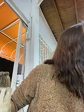 EmaSaenz online show from January 30, 8:21 pm