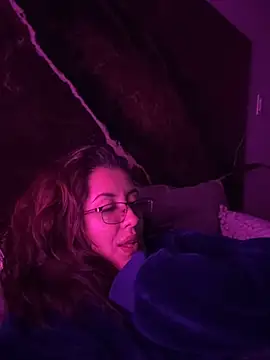 EmaSaenz online show from February 18, 3:10 am