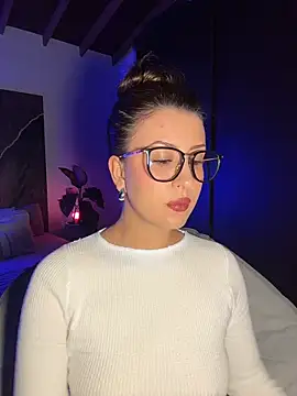 EmaSaenz online show from October 21, 10:43 pm