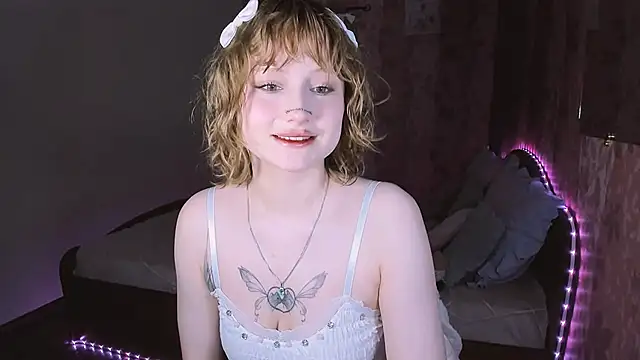 MariaMango online show from March 22, 1:31 am