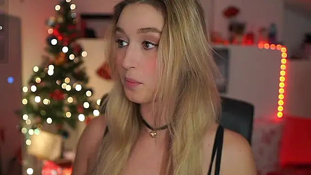 Alexis   Texas online show from December 21, 7:32 pm