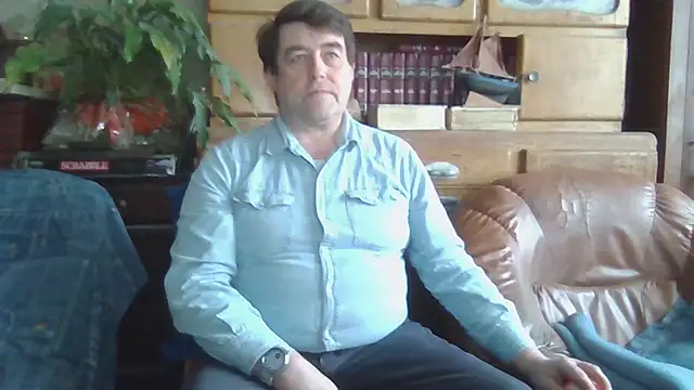 sympatrique online show from December 13, 11:45 am