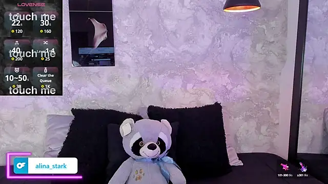Snapshot of alina_stark chatting on February 25, 1:41 am alina stark online show from February 25, 1:41 am
