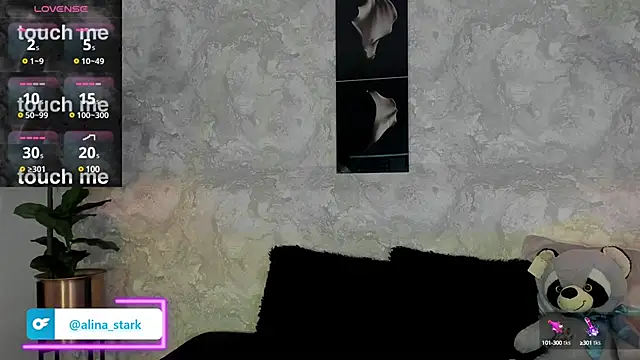 Snapshot of alina_stark chatting on March 7, 12:48 am alina stark online show from March 7, 12:48 am