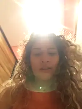 Sara smiiith211 online show from December 9, 11:24 pm