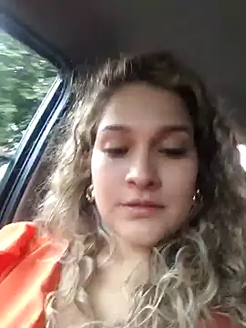 Sara smiiith211 online show from January 12, 10:43 pm